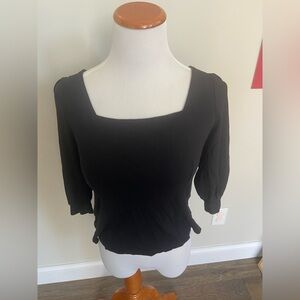 Square neck black three quarter sleeve top